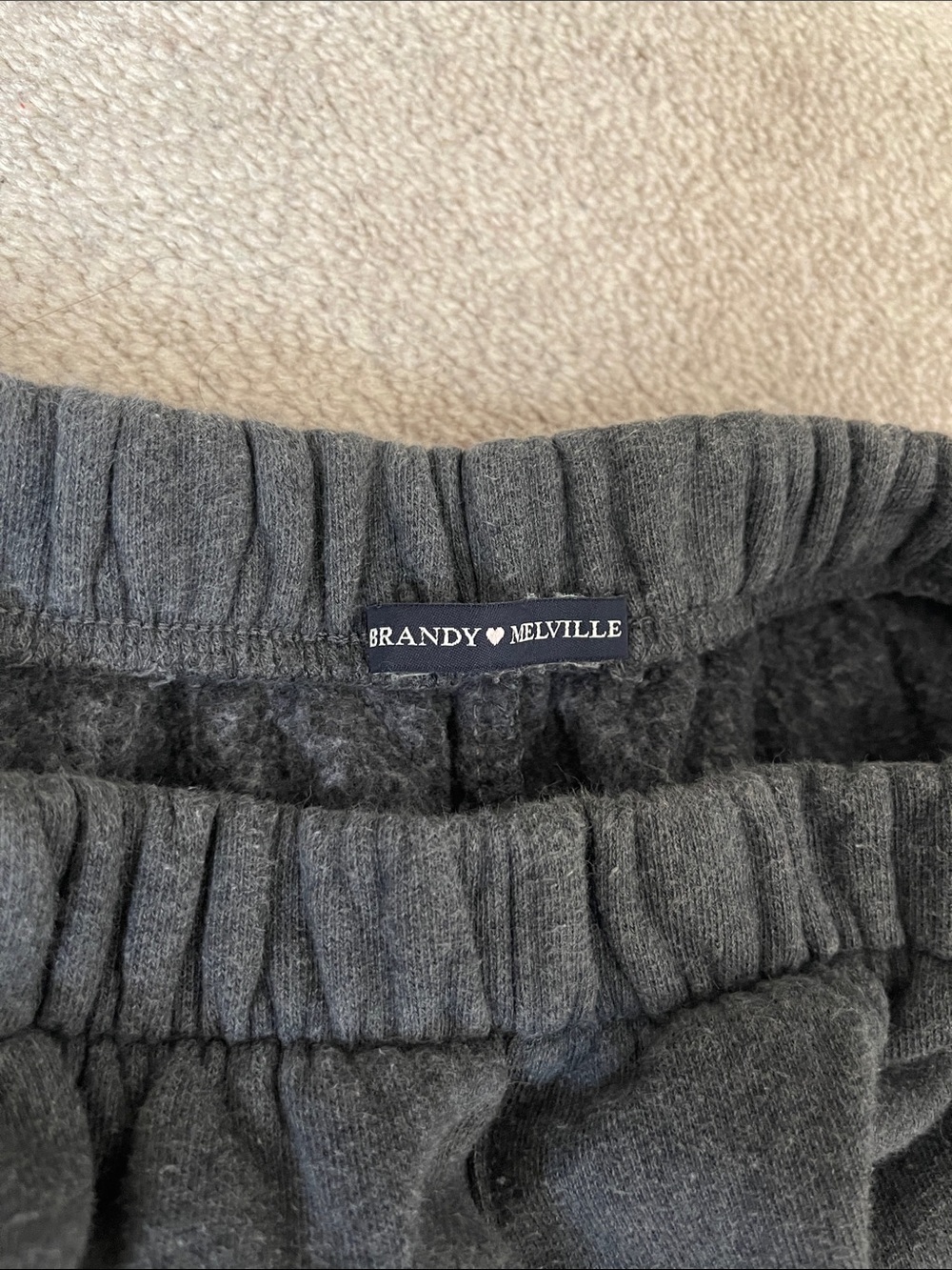 Brandy Melville Rosa Sweatpants - Picture 3 of 4